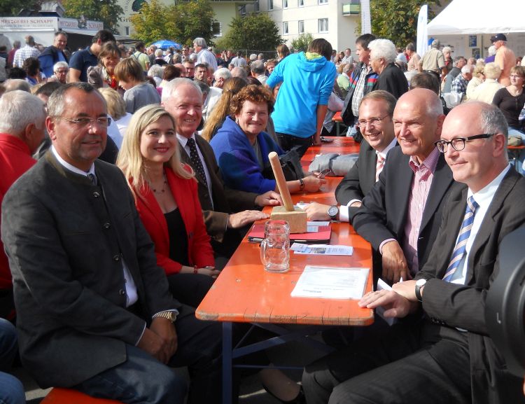 Die Prominenz war zahlreich vertreten