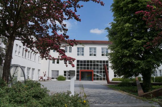 Link führt zur Seite Kontakt des Wasserwirtschaftsamts